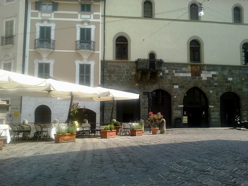 ''Piazza Mercato delle scarpe'' - Bergamo