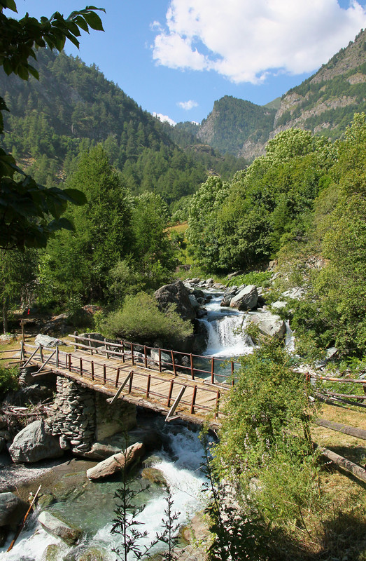 ''Sul sentiero per il rifugio Jervis'' - Bobbio Pellice