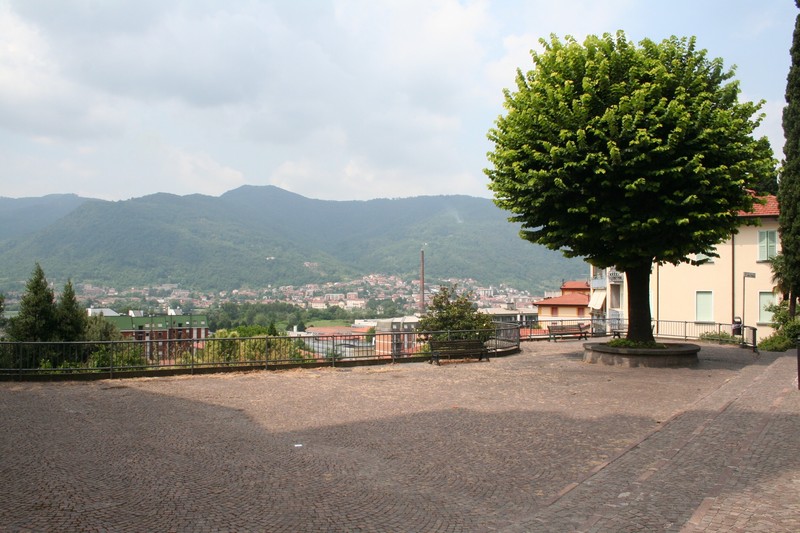 ''Piazza Arcipresbiterale'' - Calolziocorte