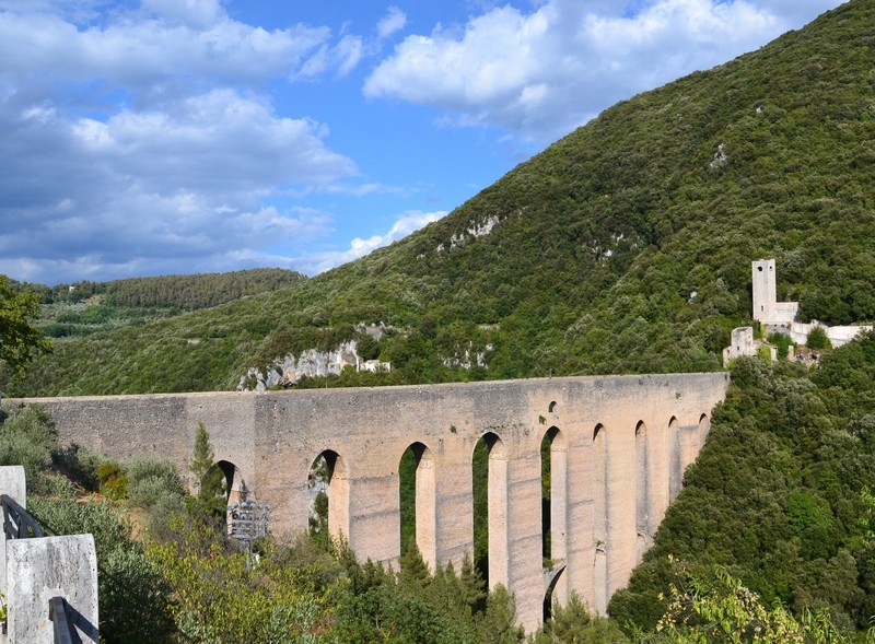 ''veduta del ponte delle torri'' - Spoleto