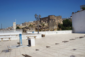 Piazza  Santi  Medici (2)