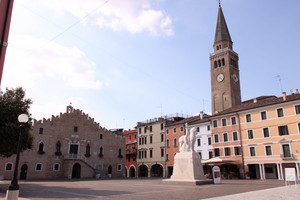 Portogruaro piazza Repubblica