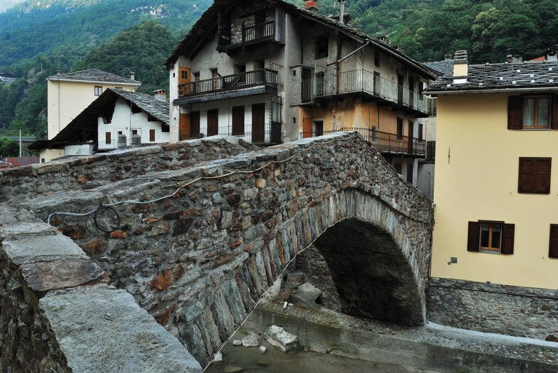 ''Fontainemore'' - Fontainemore