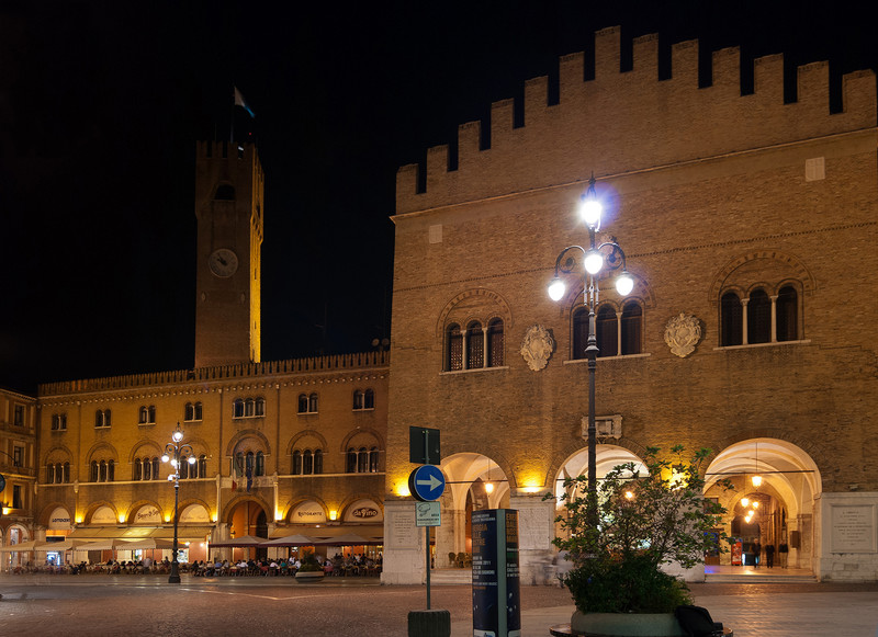 ''Signori si nasce non di diventa'' - Treviso