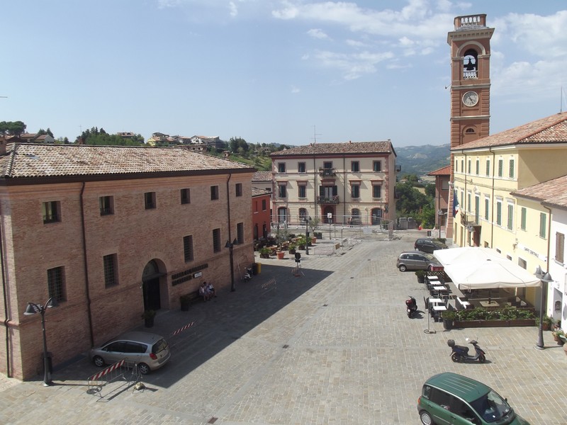 ''Piazza Maggiore'' - Montiano