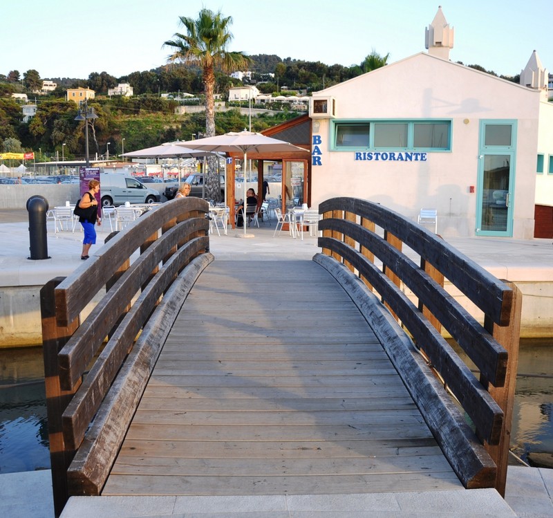 ''Ponte del porto turistico'' - Rodi Garganico