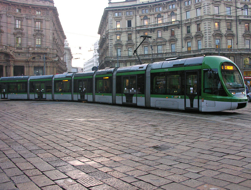 ''Miracolo: nessuno in piazza!'' - Milano