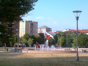 Piazza con fontana