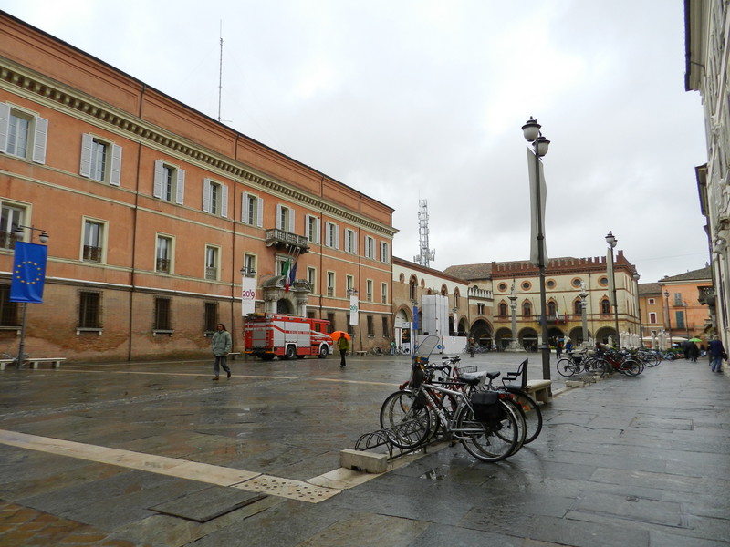 ''l’armonia degli spazi e degli edifici si sposa con l’armonia dell’incontro'' - Ravenna