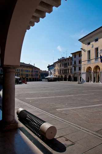 106756-531x800 106756-531x800