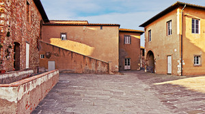 Piazza della fortezza vecchia