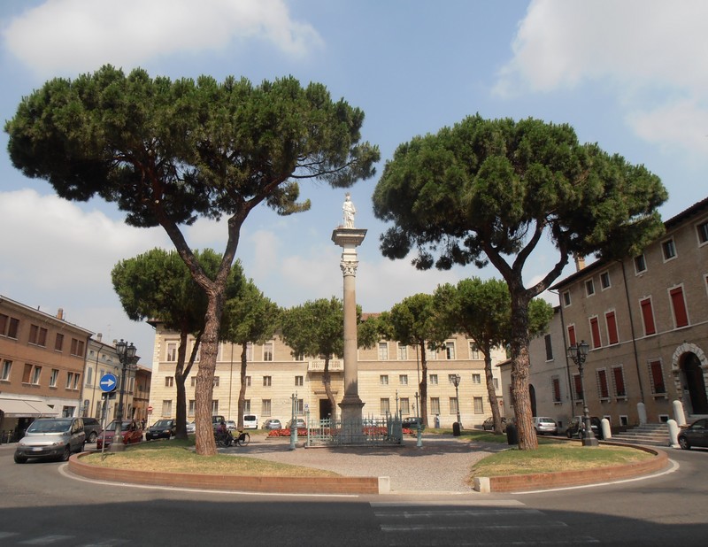 ''Anche il Duomo ha la sua piazza'' - Ravenna