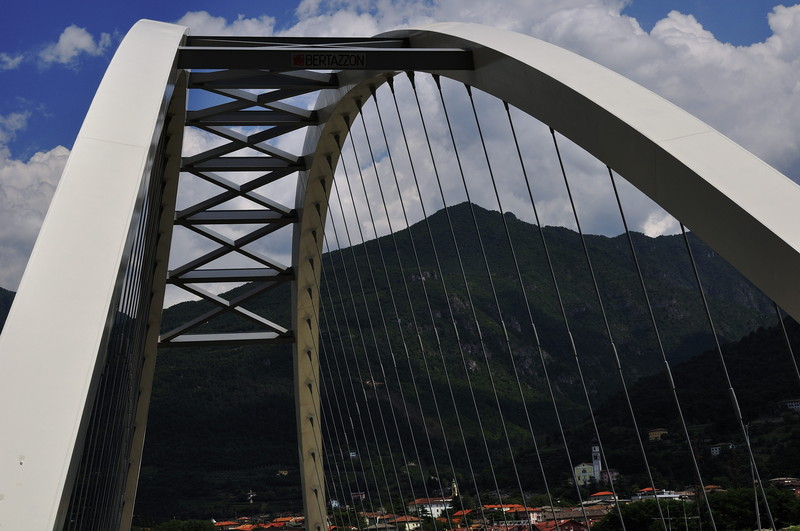 ''Più che un ponte, sembra un’arpa'' - Ala