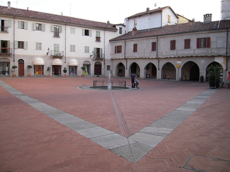''piazza dei miei ricordi'' - Vercelli