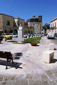 pronto intervento cinofilo in piazza Adolfo Colosso