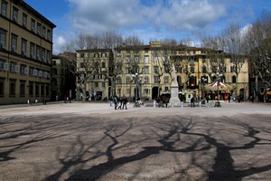Una piazza di Lucca