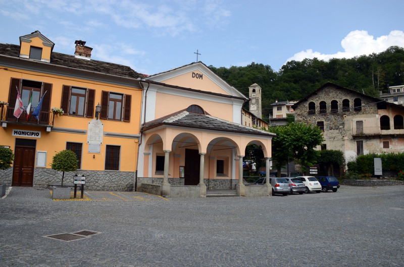 ''Piazza Scolpis'' - Brosso