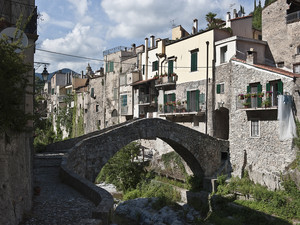 ponte di Zuccarello