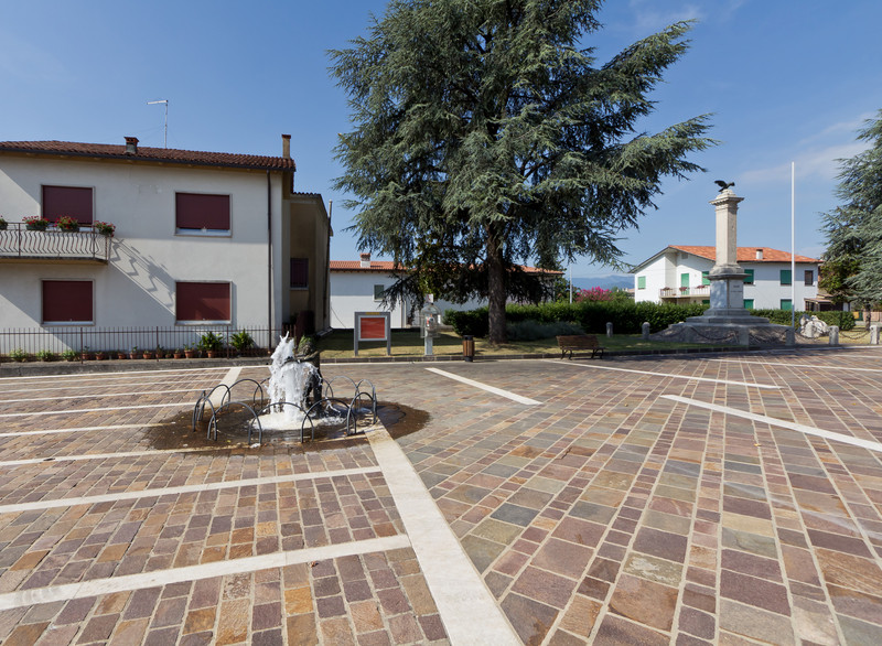 ''Il bambino e il cappello'' - Zanè