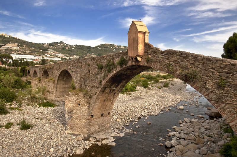 ''L’antico ponte sul torrente Argentina'' - Taggia