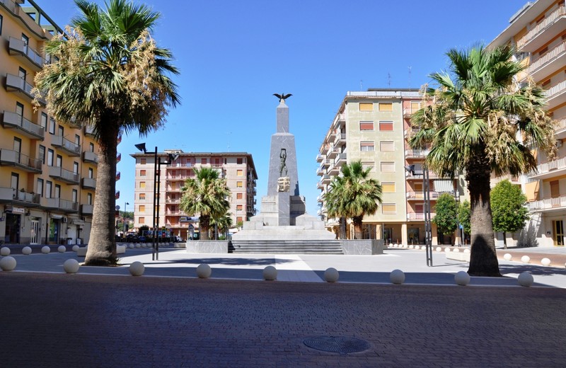 ''Piazza Degli Eroi'' - San Cataldo