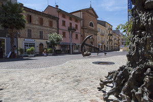 La piazza di San Benedetto