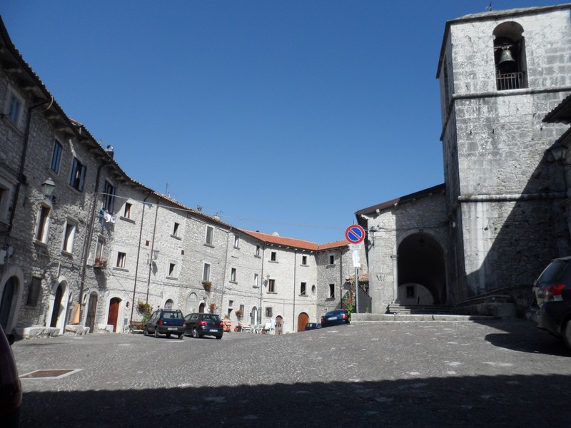 ''Dentro le mura del castello'' - Vastogirardi