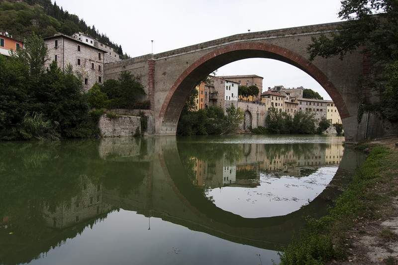 ''Riflessi e simmetrie'' - Fossombrone