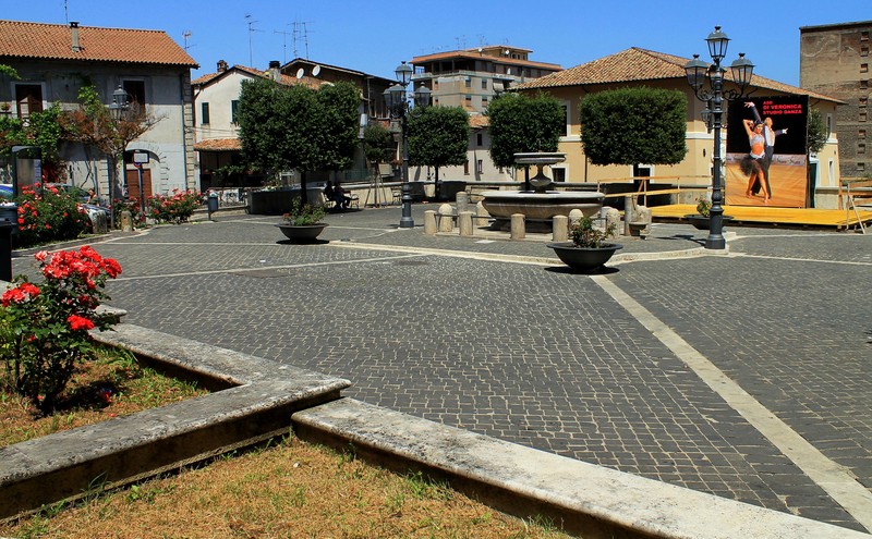 ''Di domenica in piazza'' - Artena