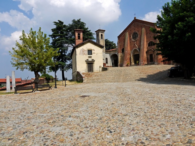 ''in cima alla collina…..'' - Cassine