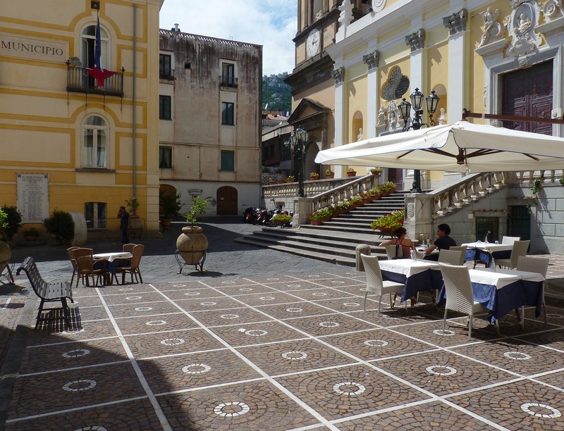 ''Aperitivo al bar'' - Minori