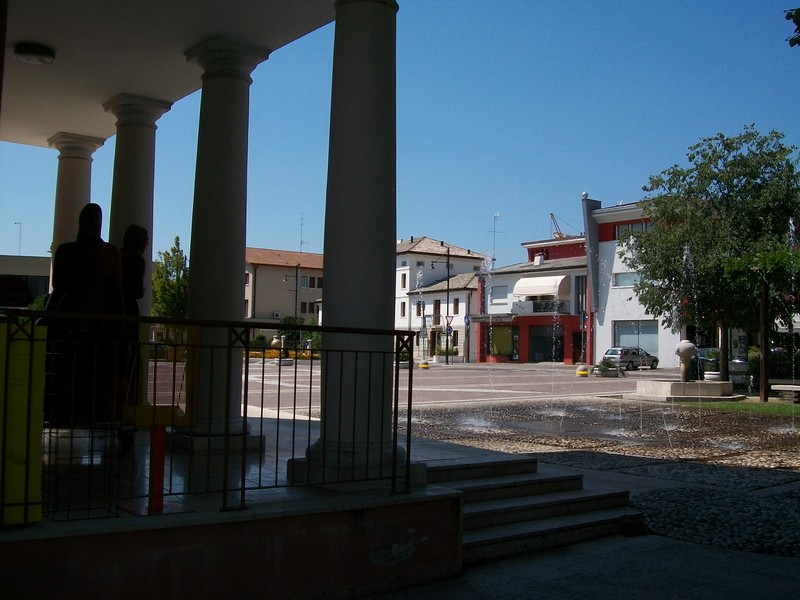 ''Piazza Wanda Meyer – Prata di PN (PN)'' - Prata di Pordenone