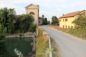 Ponte centrale idroeletrica