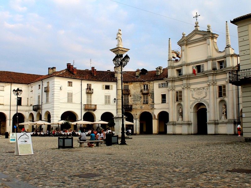 ''Piazza dell’Annunziata'' - Venaria Reale