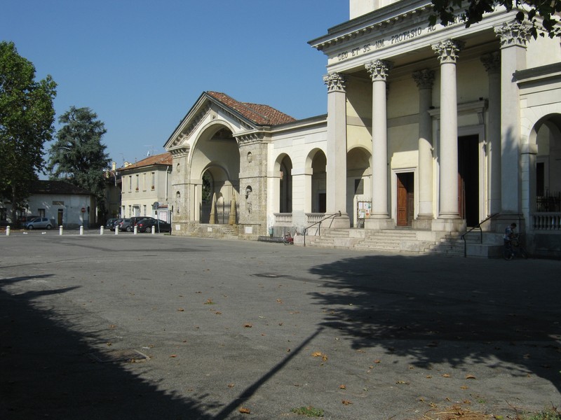 ''Davanti al chiesone'' - Gorgonzola