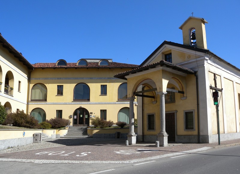 ''Piazzetta del Municipio'' - Oleggio Castello