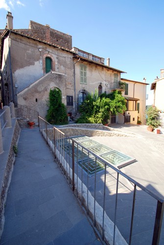 112045-537x800 112045-537x800