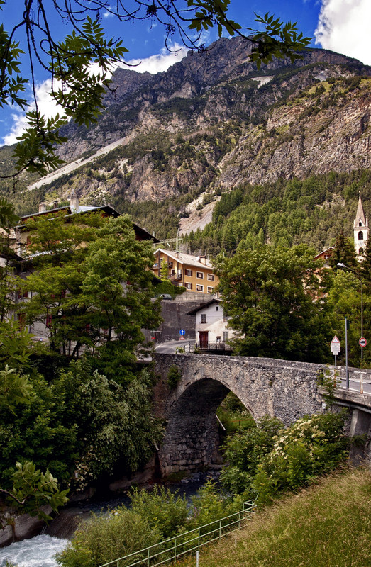 ''Antico ponte in pietra sull’Adda di Premadio'' - Valdidentro