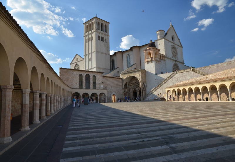 ''P.za Inferiore di S.Francesco'' - Assisi