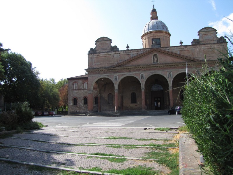 ''Anche questa di solito è un parcheggio. Dedicato a Paola S'' - Bologna