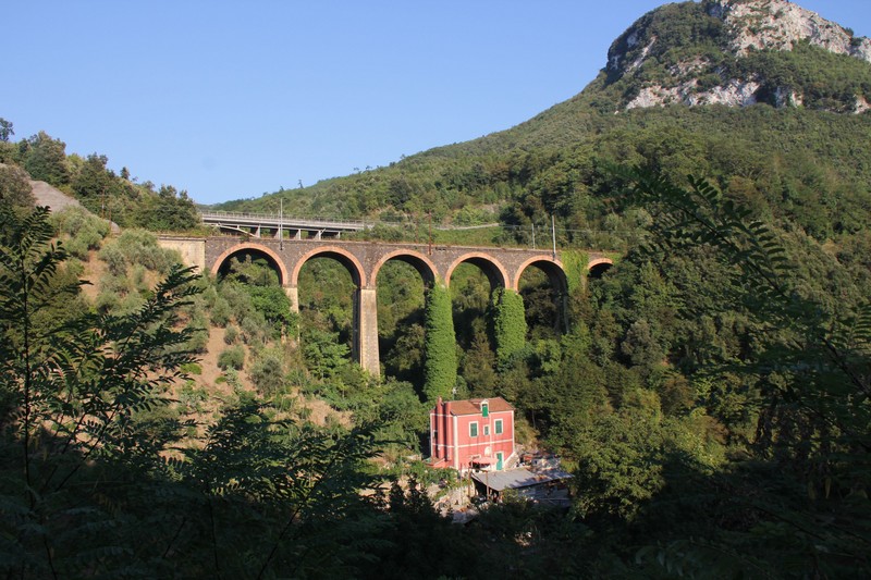 ''Il vecchio ponte ferroviario'' - Cava de' Tirreni