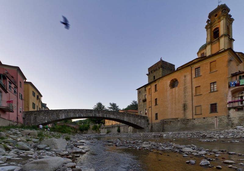 ''vola vola'' - Pontremoli