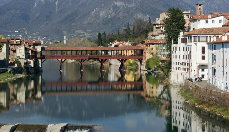 ''Si laudato mio Signore per sorella nostra acqua'' - Bassano del Grappa