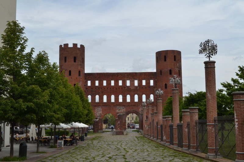 ''Piazza Cesare Augusto'' - Torino