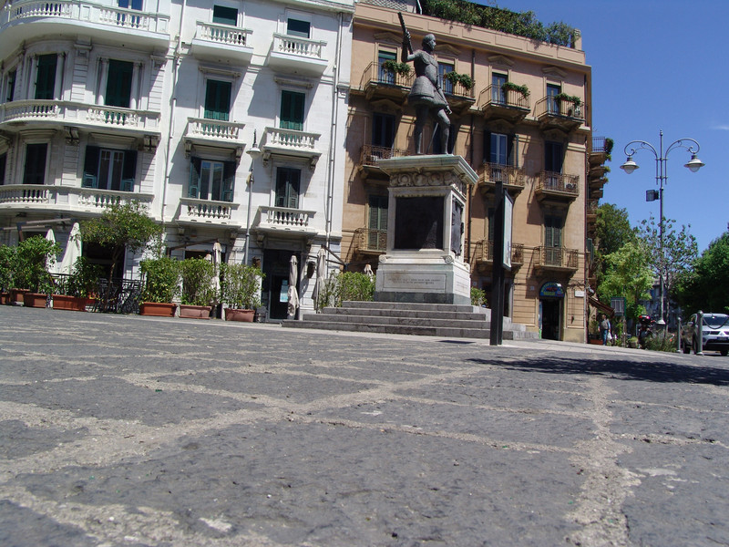 ''Piazza dei Catalani'' - Messina