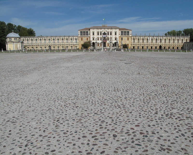 ''Piazza Paolo Camerini con Villa Contarini.'' - Piazzola sul Brenta