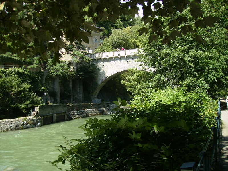 ''Il Ponte Romano dalla Passeggiata d’Estate'' - Merano