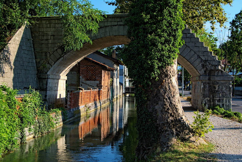 ''Il ponte dell’incompiuta'' - Udine
