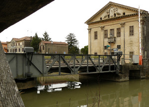 Ponte mobile sul Canale Bisatto