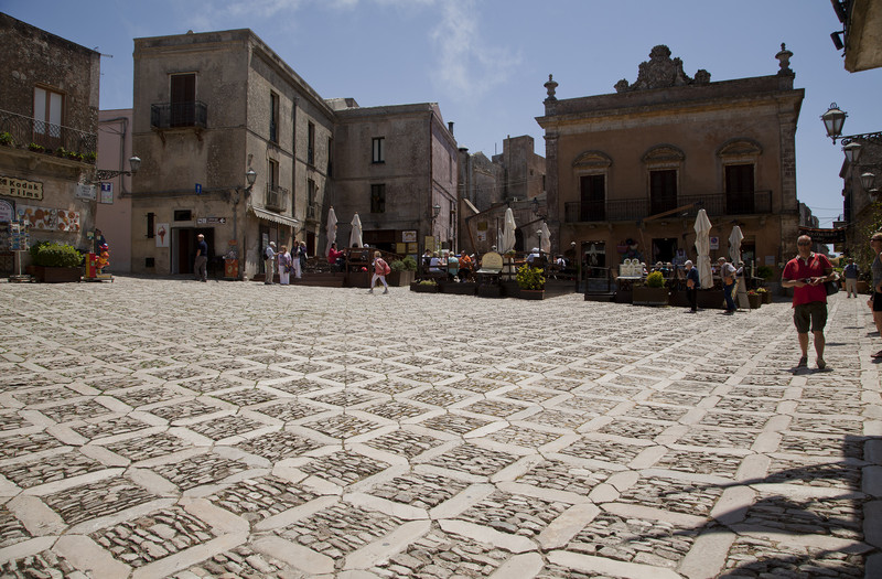 ''Piazza della loggia'' - Erice